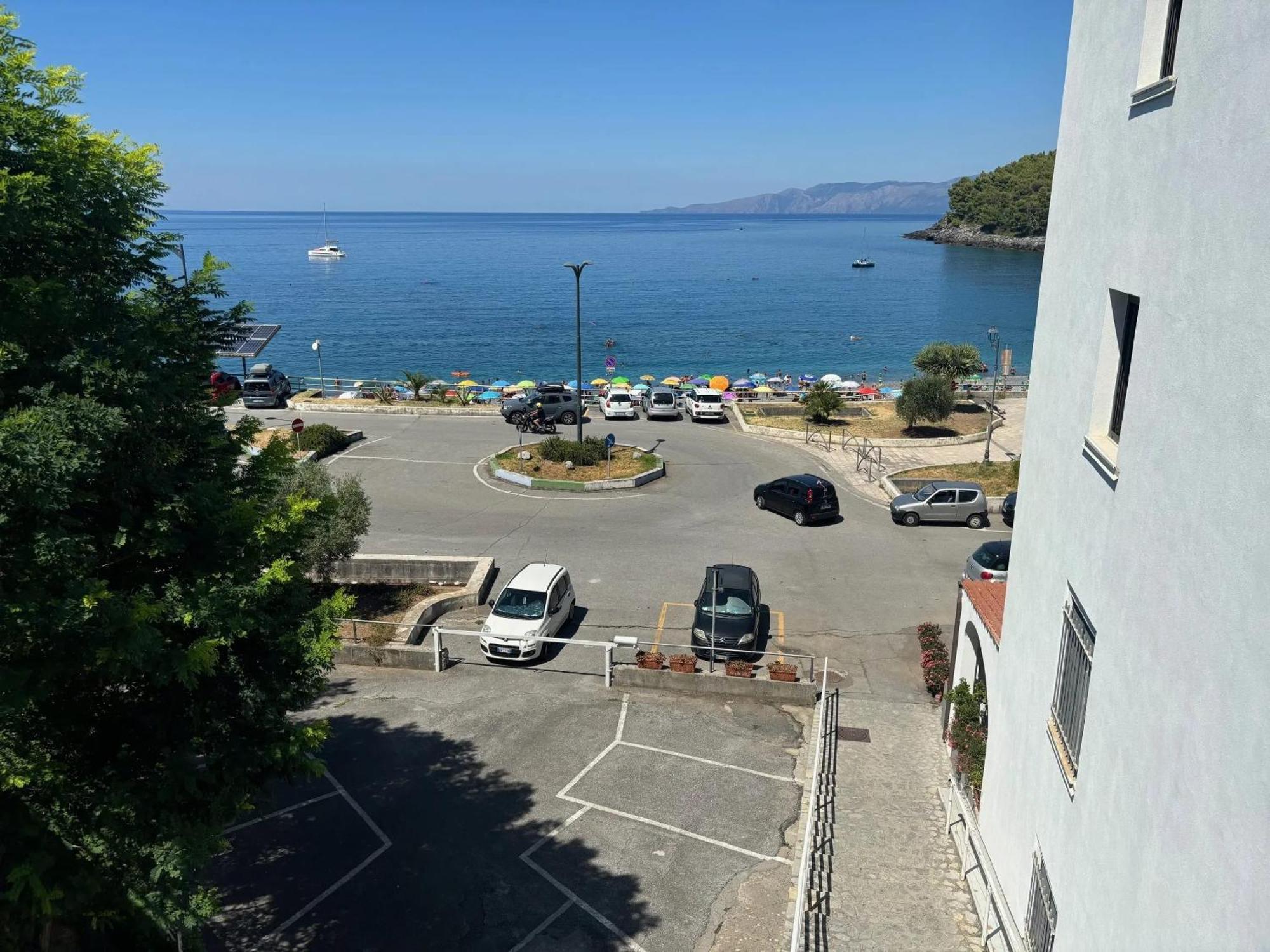 Comfortable Apartment In Maratea With Sea View 95 M² + Parking 外观 照片