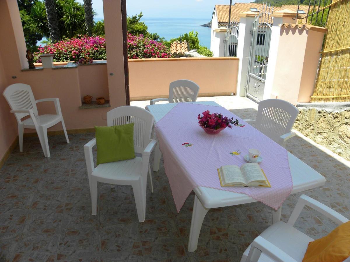 Comfortable Apartment In Maratea With Sea View 95 M² + Parking 外观 照片